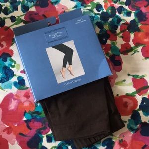 *NWT* Simply Vera, cotton leggings